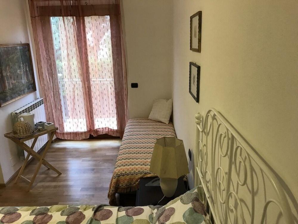 Sally's B&B
