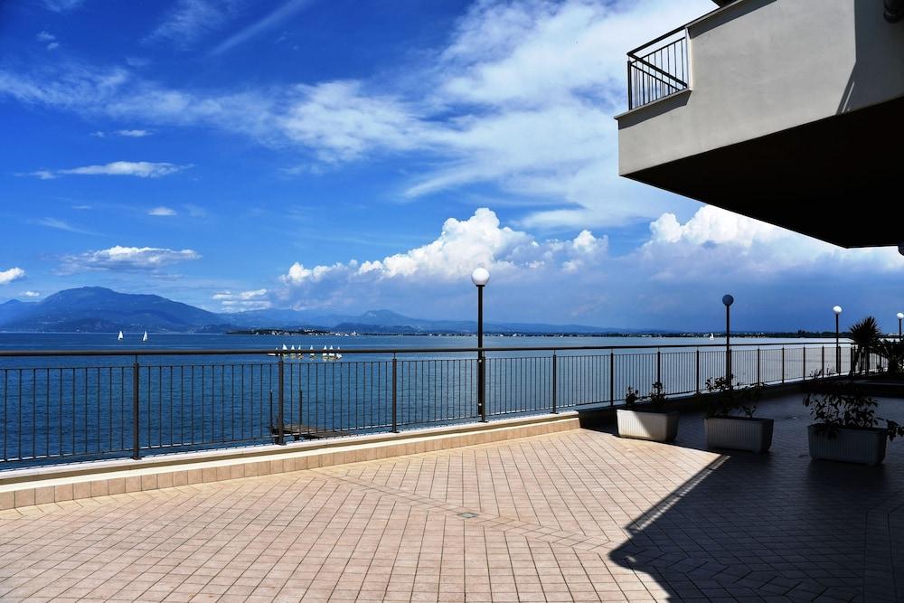 Residenza Miralago