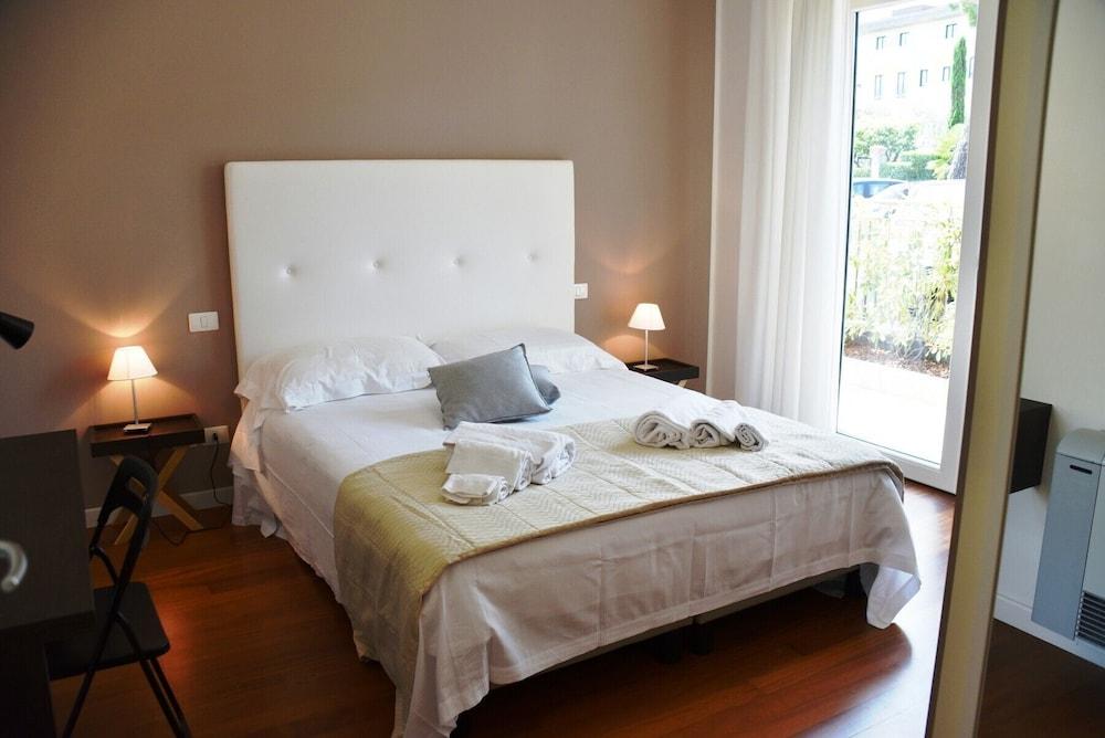 Residenza Miralago