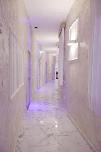 Hotel Holiday