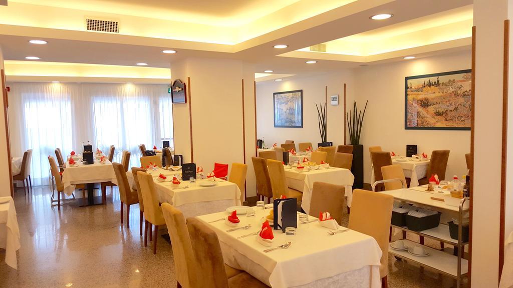 Hotel Anna
