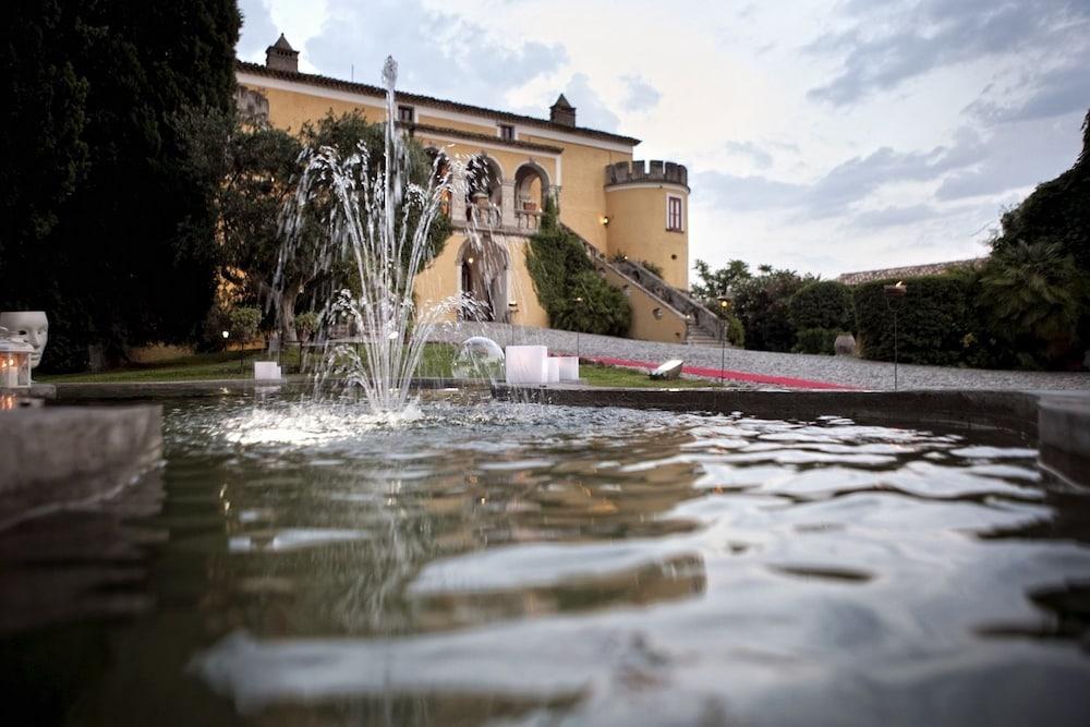 Castello Di Serragiumenta