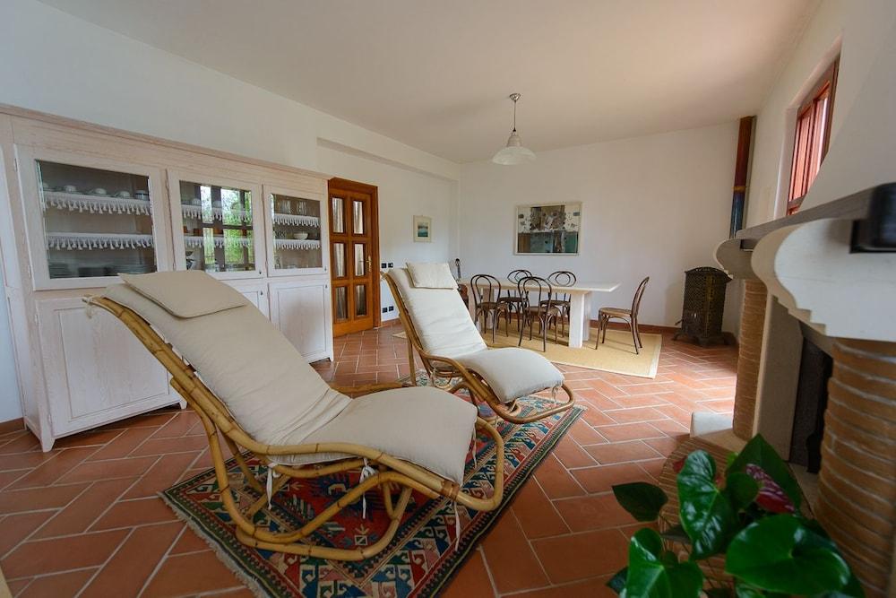 B&B Li Fringi
