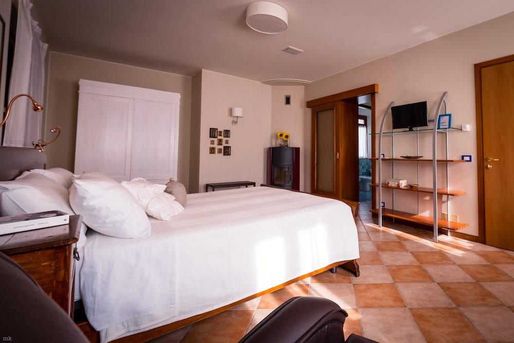 Achillea B&B