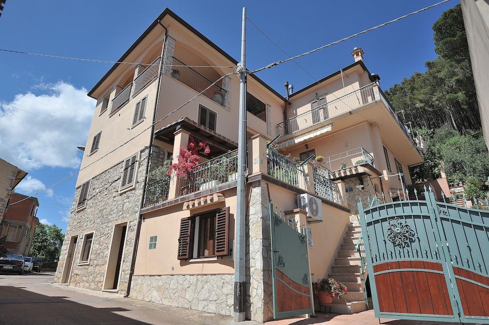 B&B Issicoro