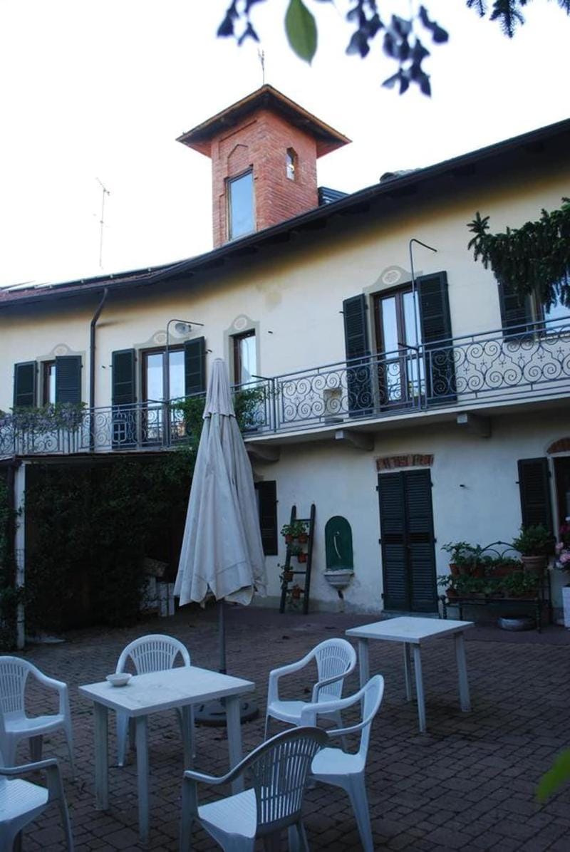 La Curandera