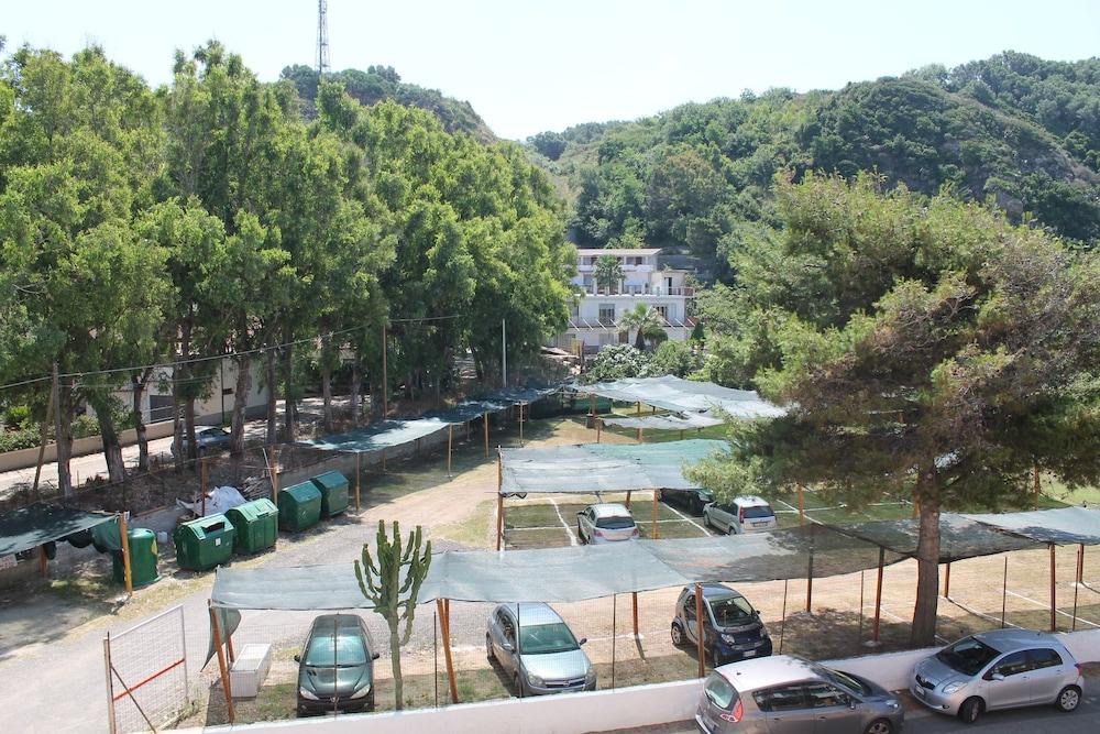 South Paradise Hotel