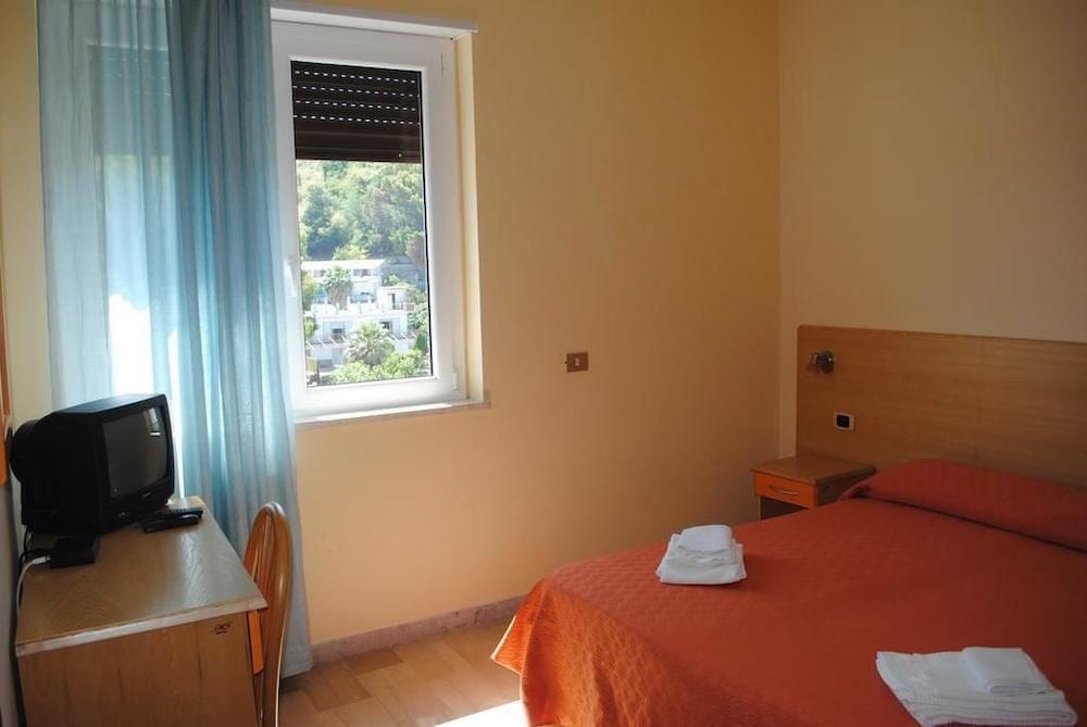 South Paradise Hotel