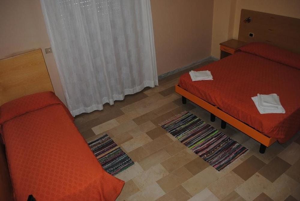 South Paradise Hotel