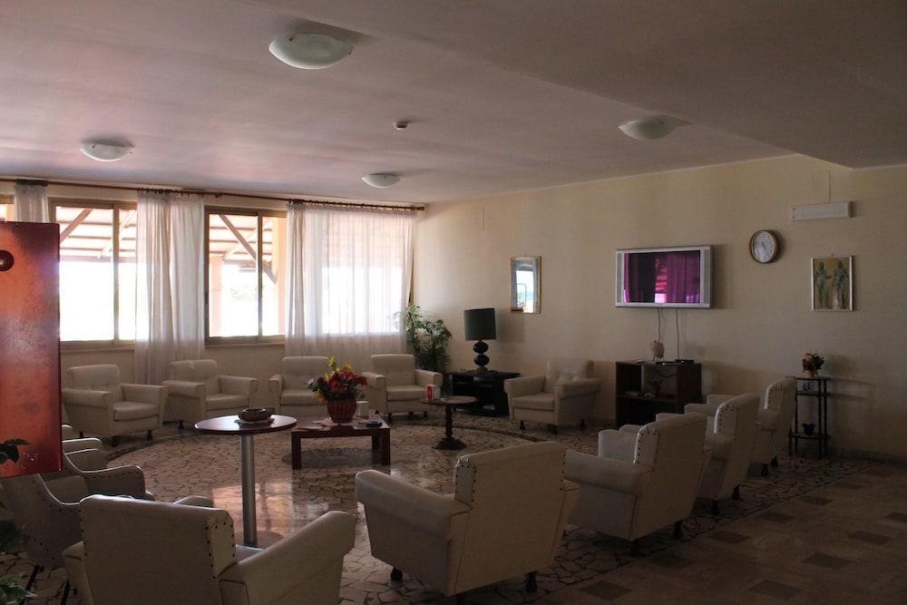 South Paradise Hotel