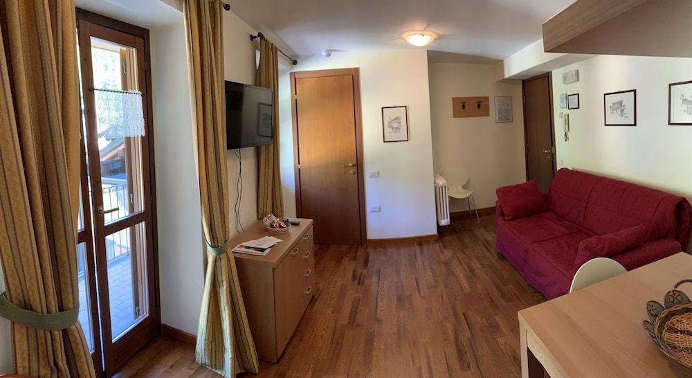 R.T.A. Hotel Monte Rosa