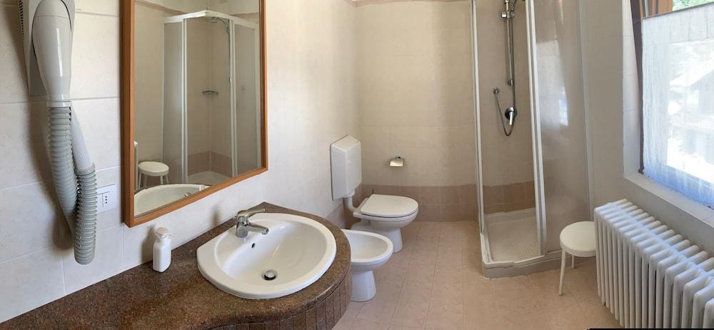 R.T.A. Hotel Monte Rosa