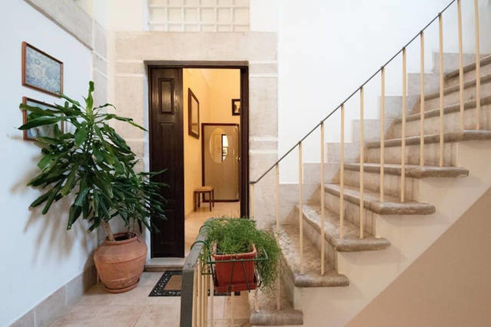 Turenum Apartment