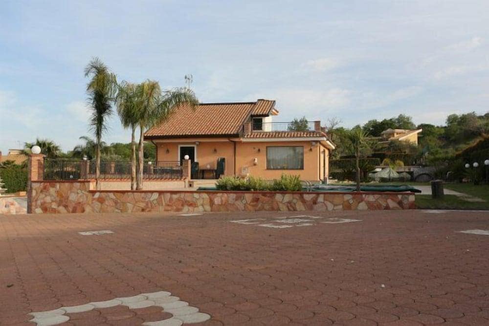 Villa Etna Sea
