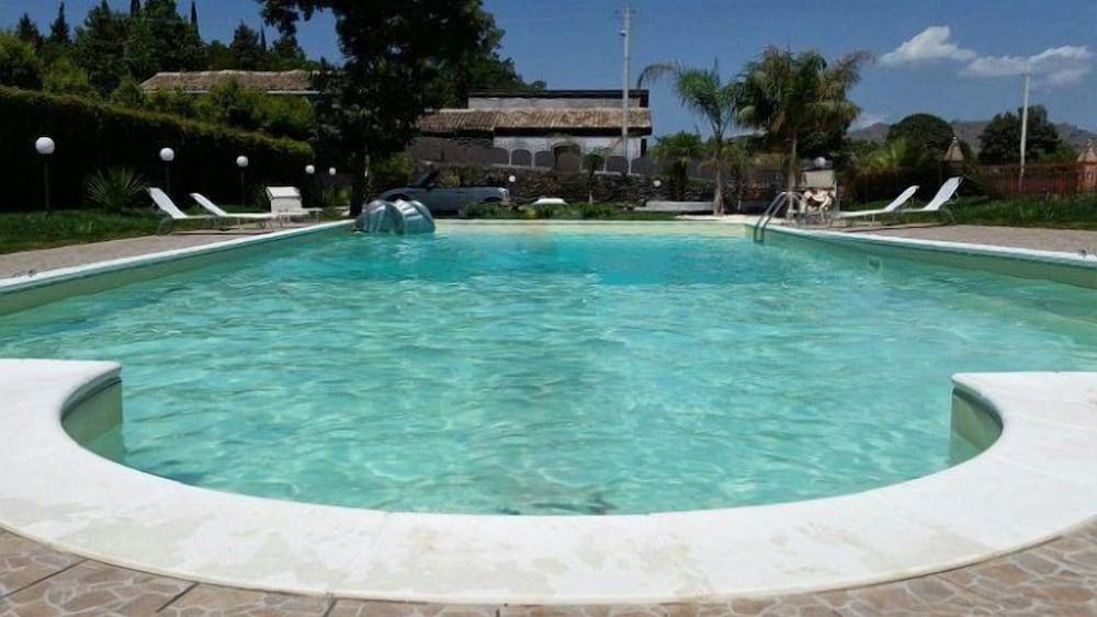 Villa Etna Sea