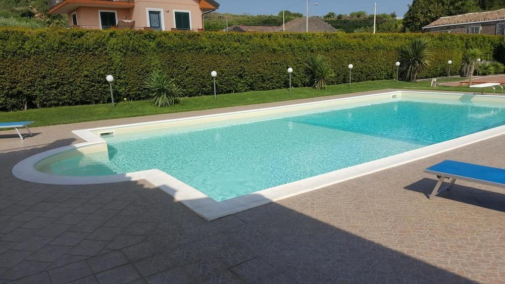 Villa Etna Sea