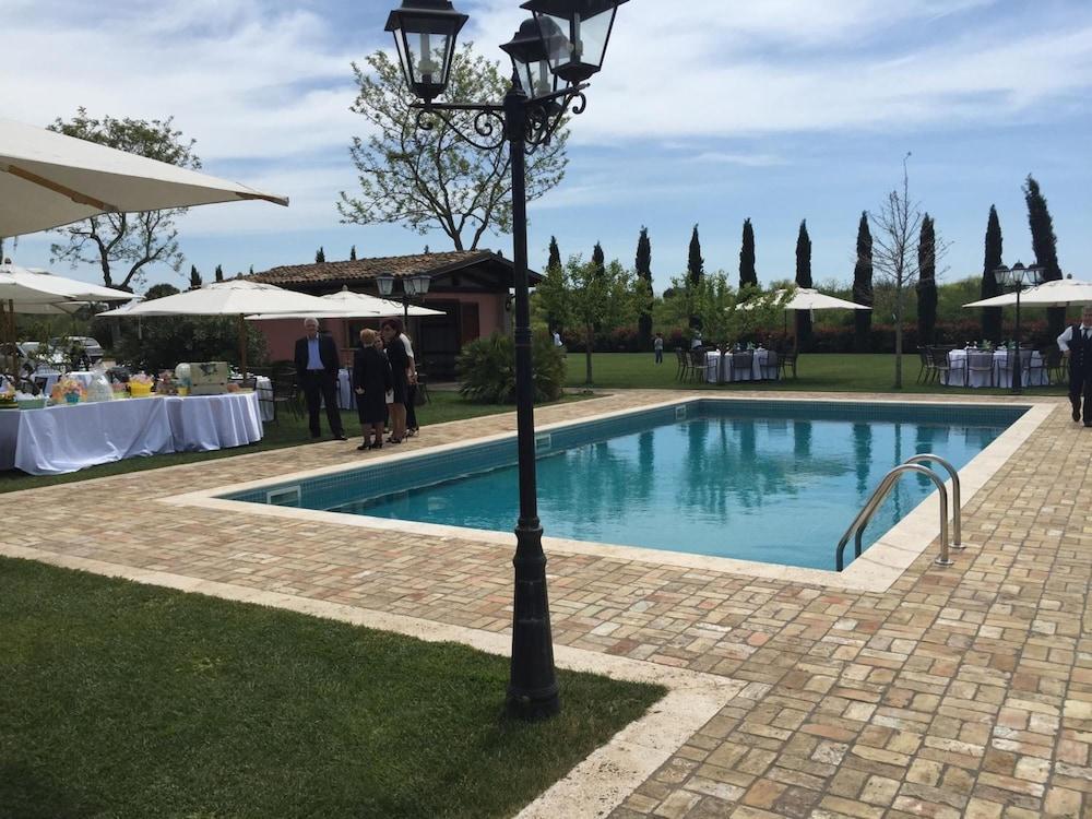 La Cascina Resort