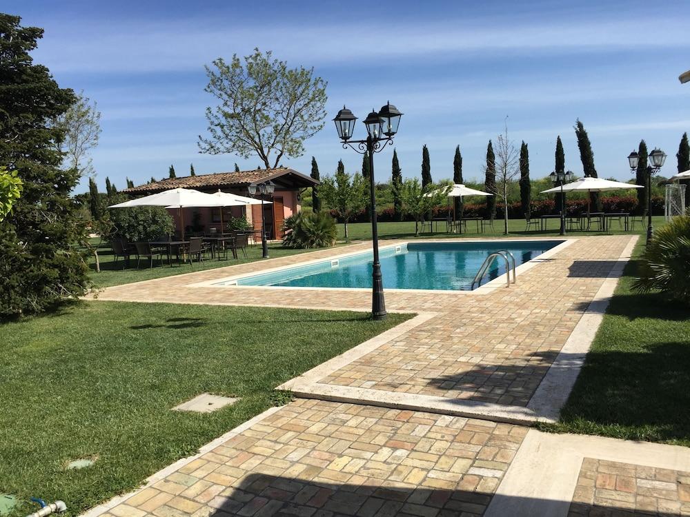 La Cascina Resort