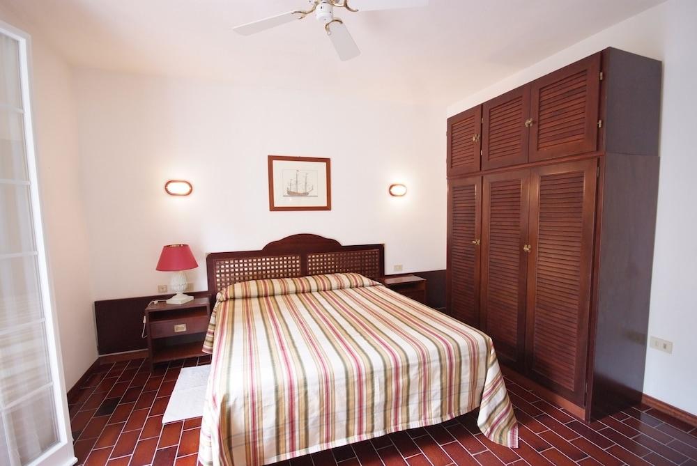 Hotel Antares