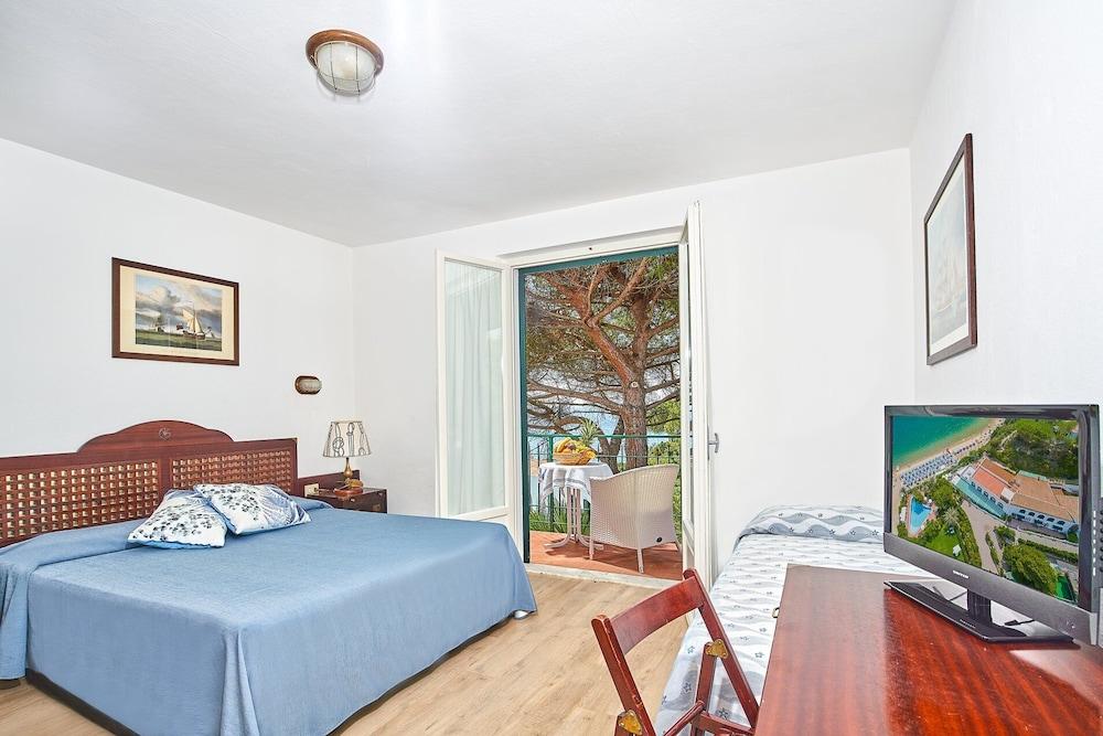 Hotel Antares
