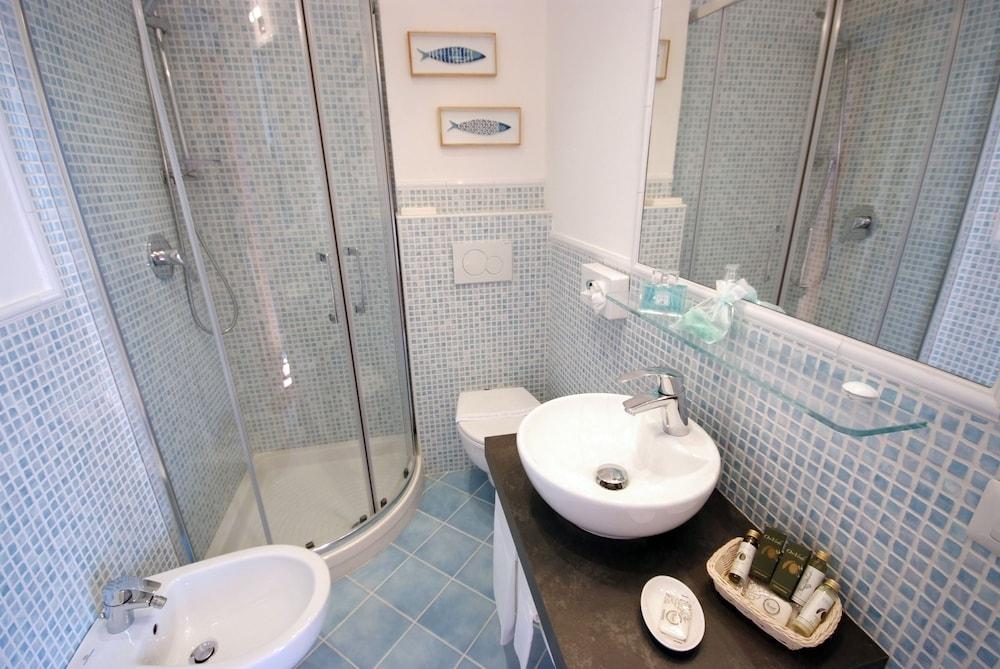 Hotel Antares
