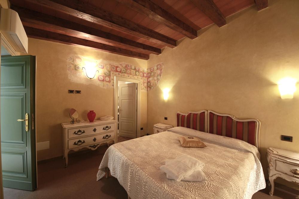 Villa Della Torre In Citta