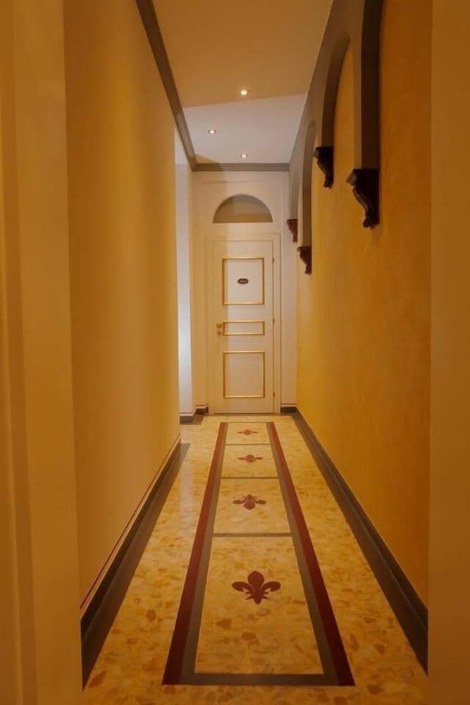 Palazzo Mari suite & rooms b&b