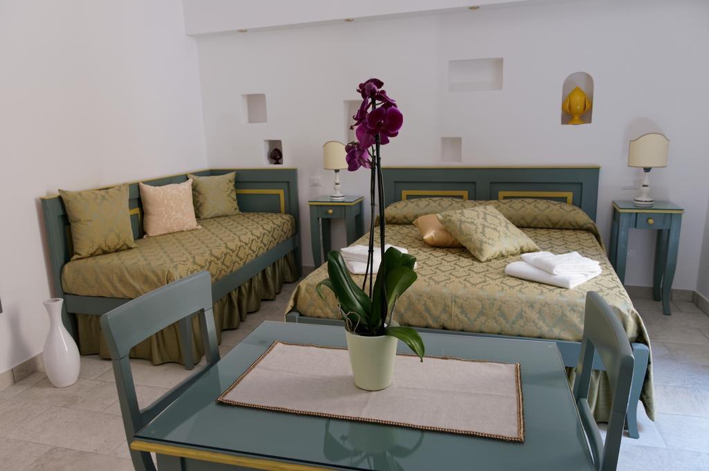 Duomo Gallipoli B&B and Apartments