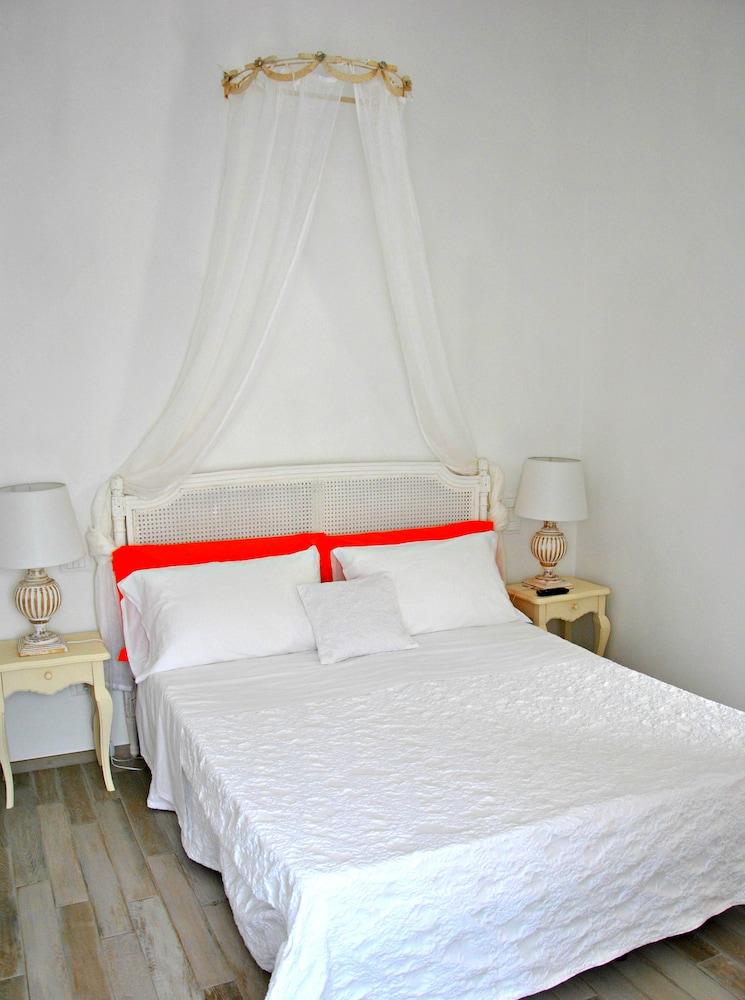 Bed & Breakfast Le Azalee
