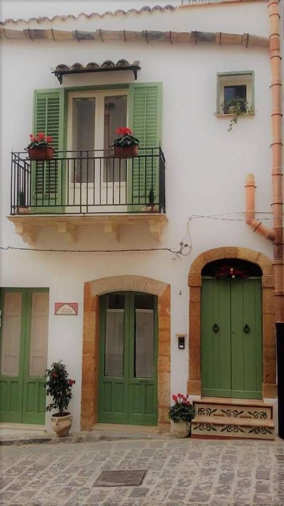 Le Stanze Dell'Emiro