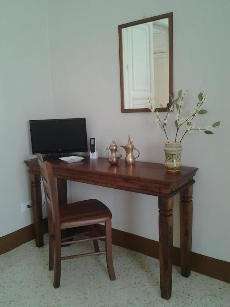 Le Stanze Dell'Emiro