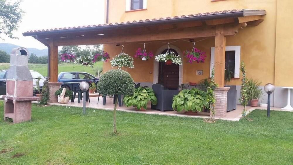 Viale Dei Ciliegi