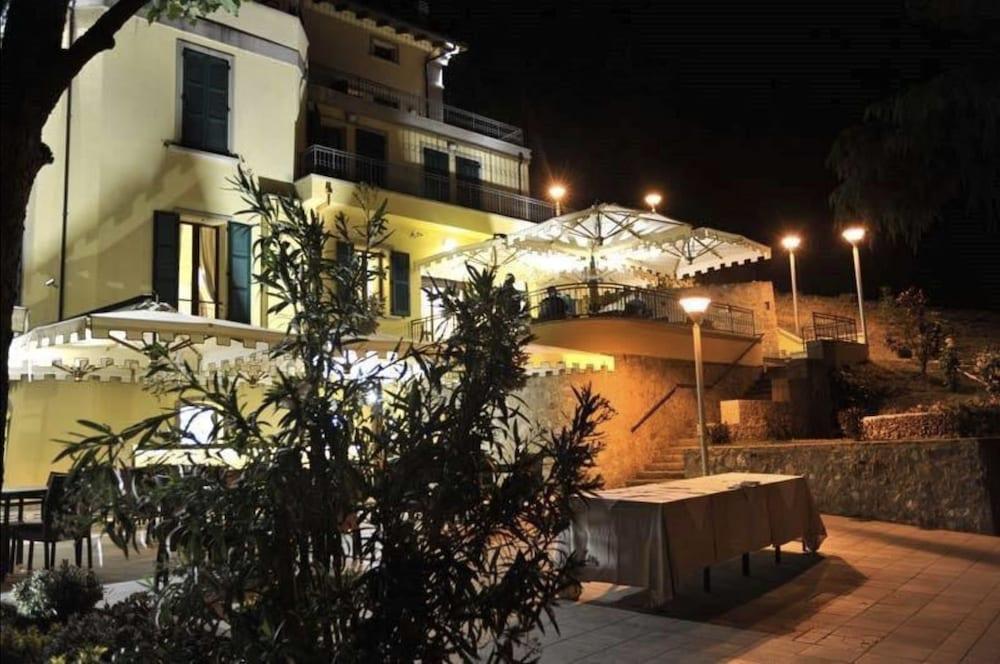 Villa Del Sasso