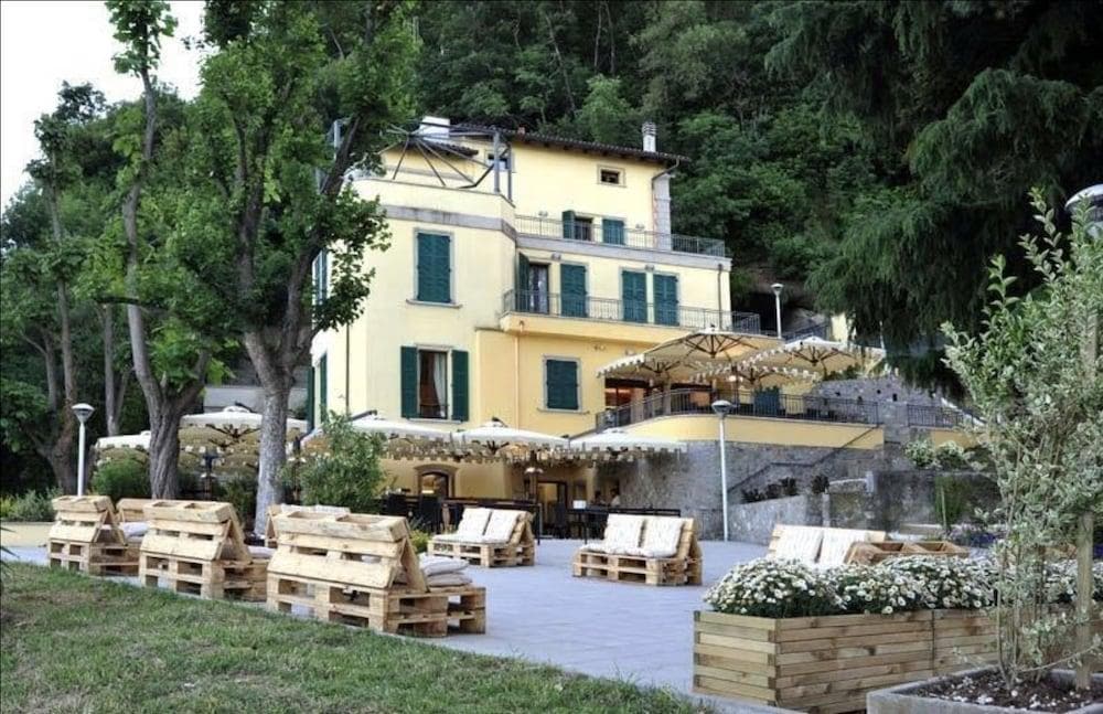 Villa Del Sasso