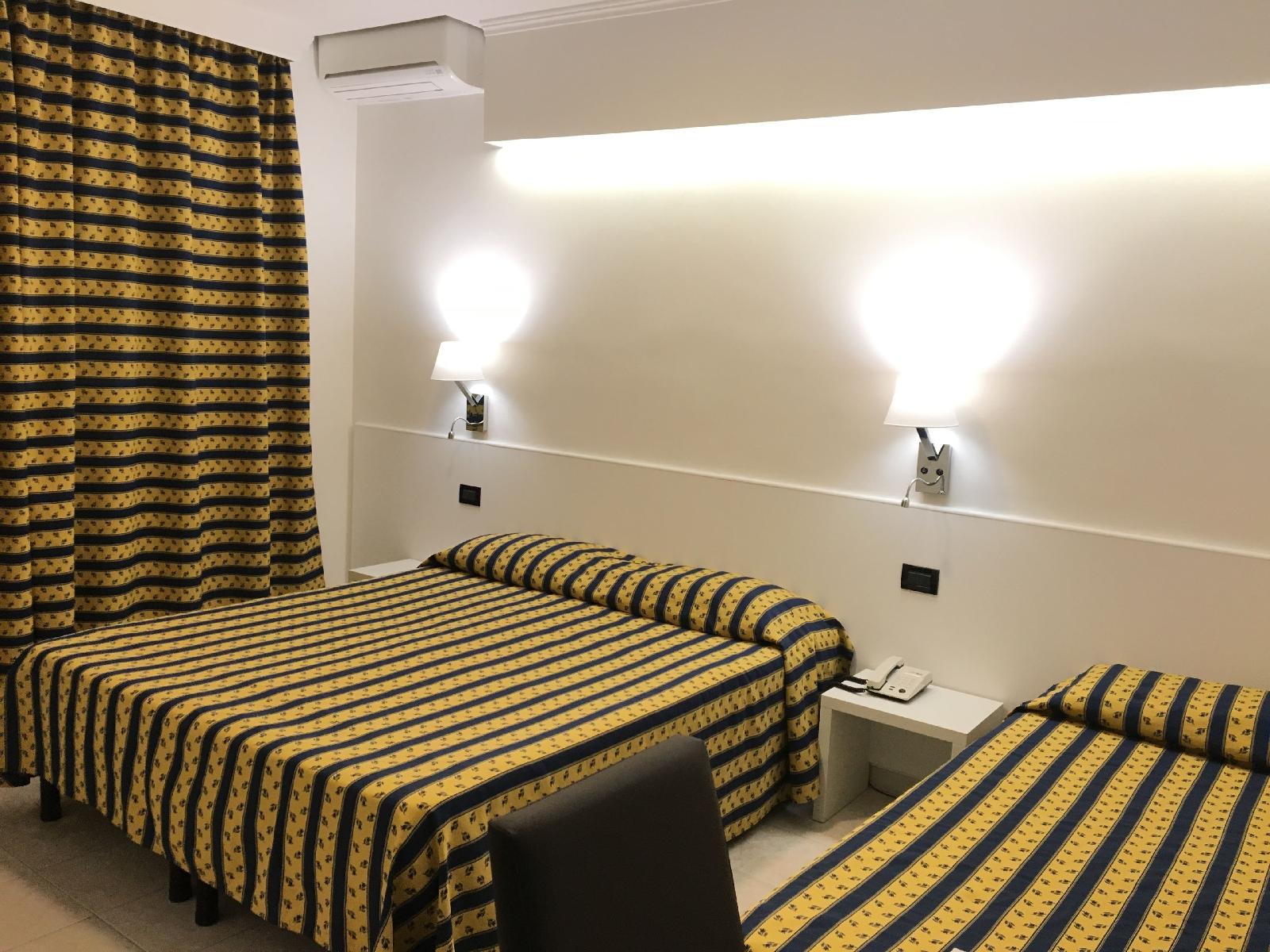 Hotel Bahamas