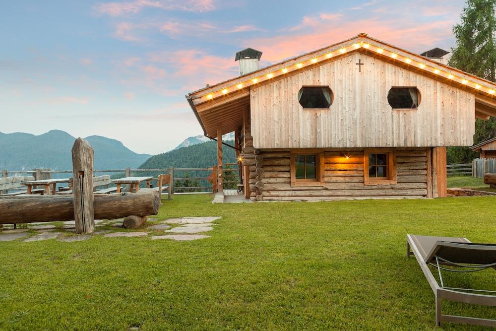 Borgo Eibn Mountain Lodge