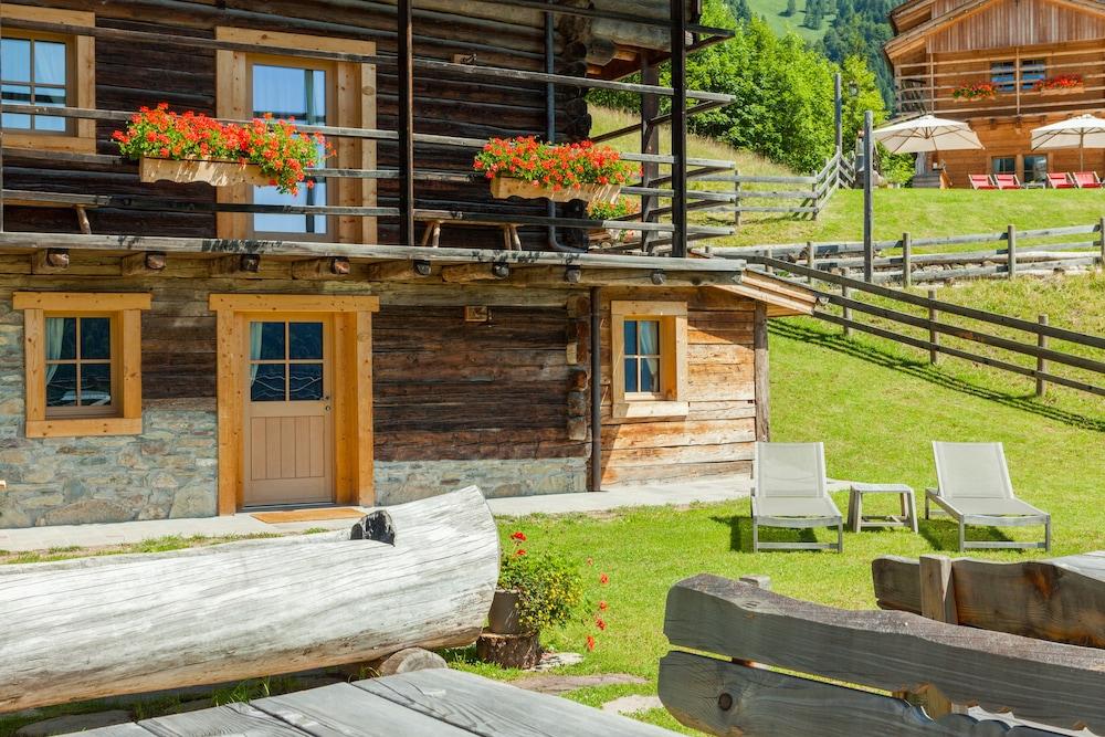 Borgo Eibn Mountain Lodge
