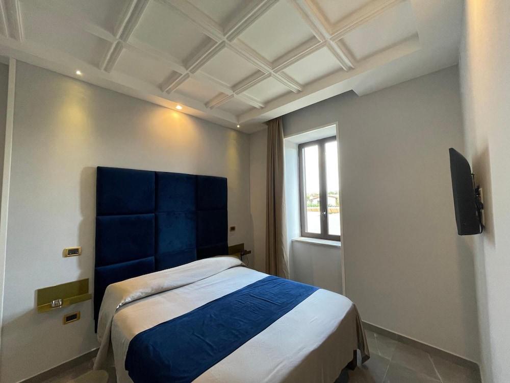 Ninfa Hotel