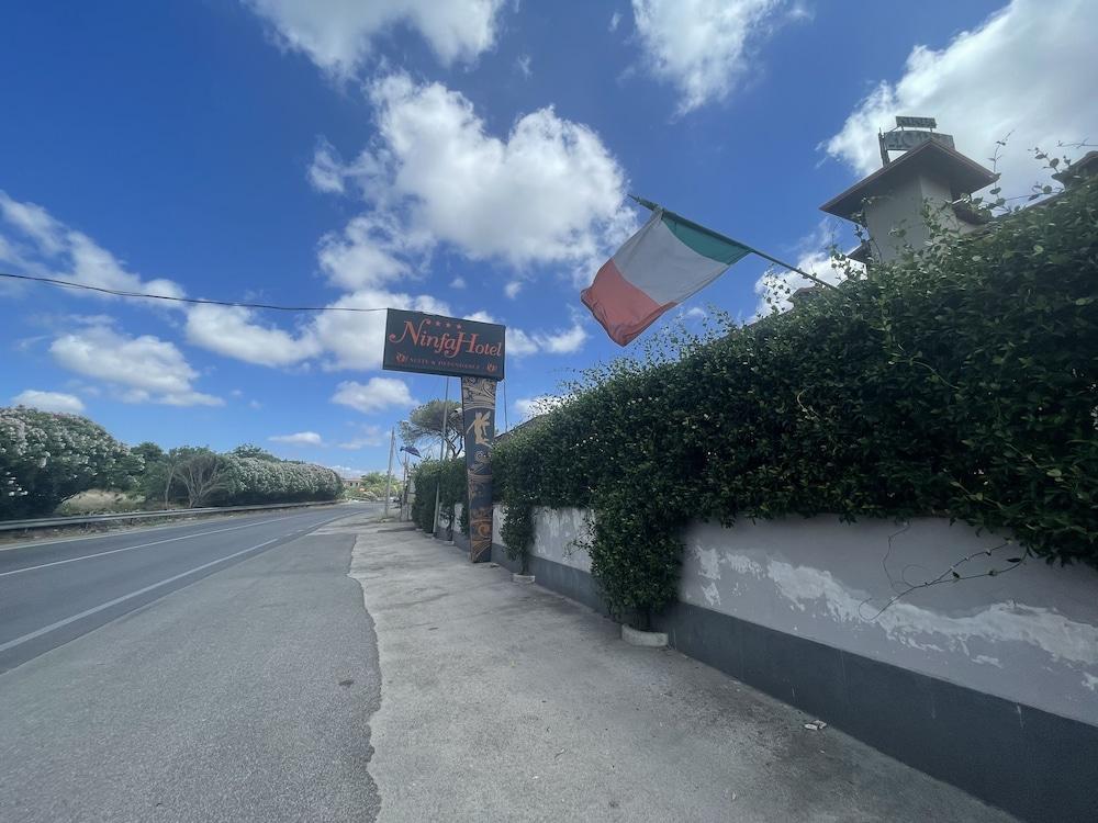 Ninfa Hotel