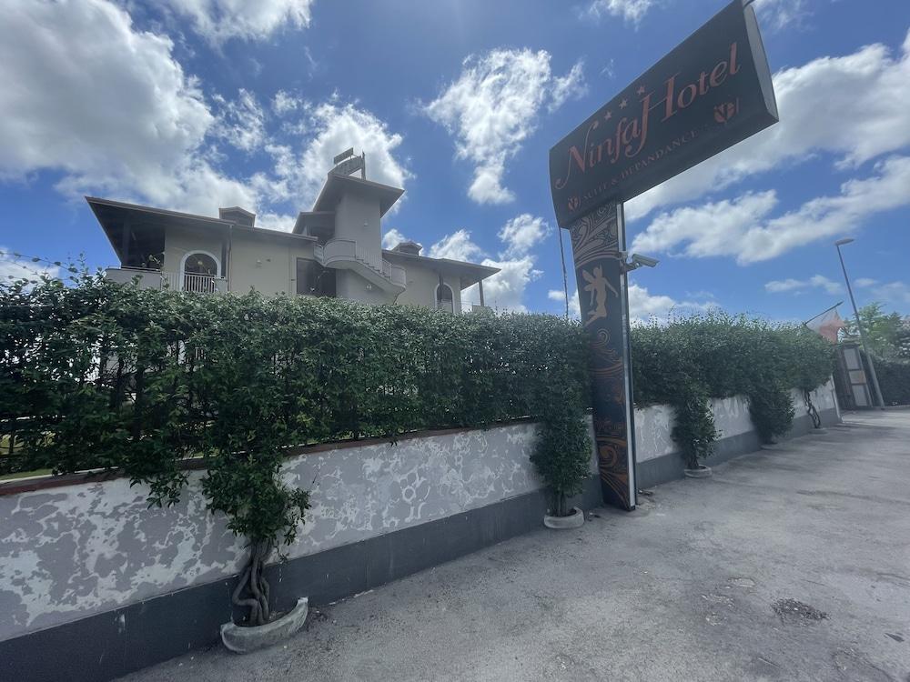 Ninfa Hotel