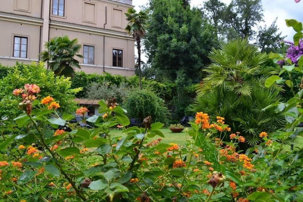 Villa Riari