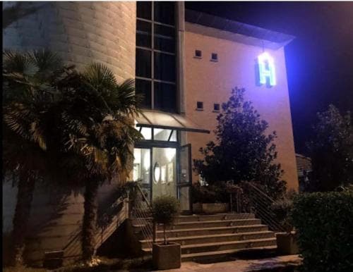Mini Motel