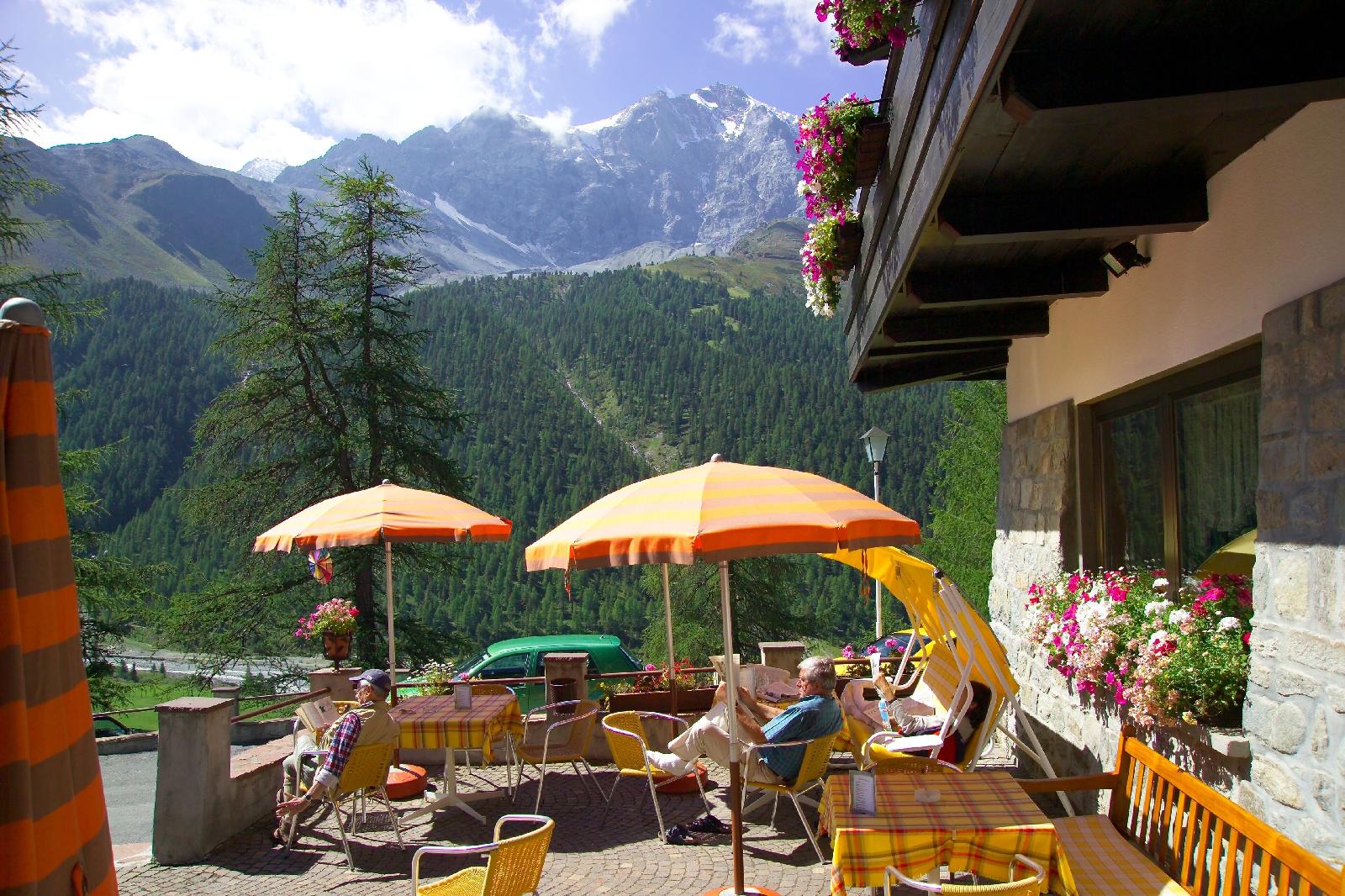 Hotel Zebru