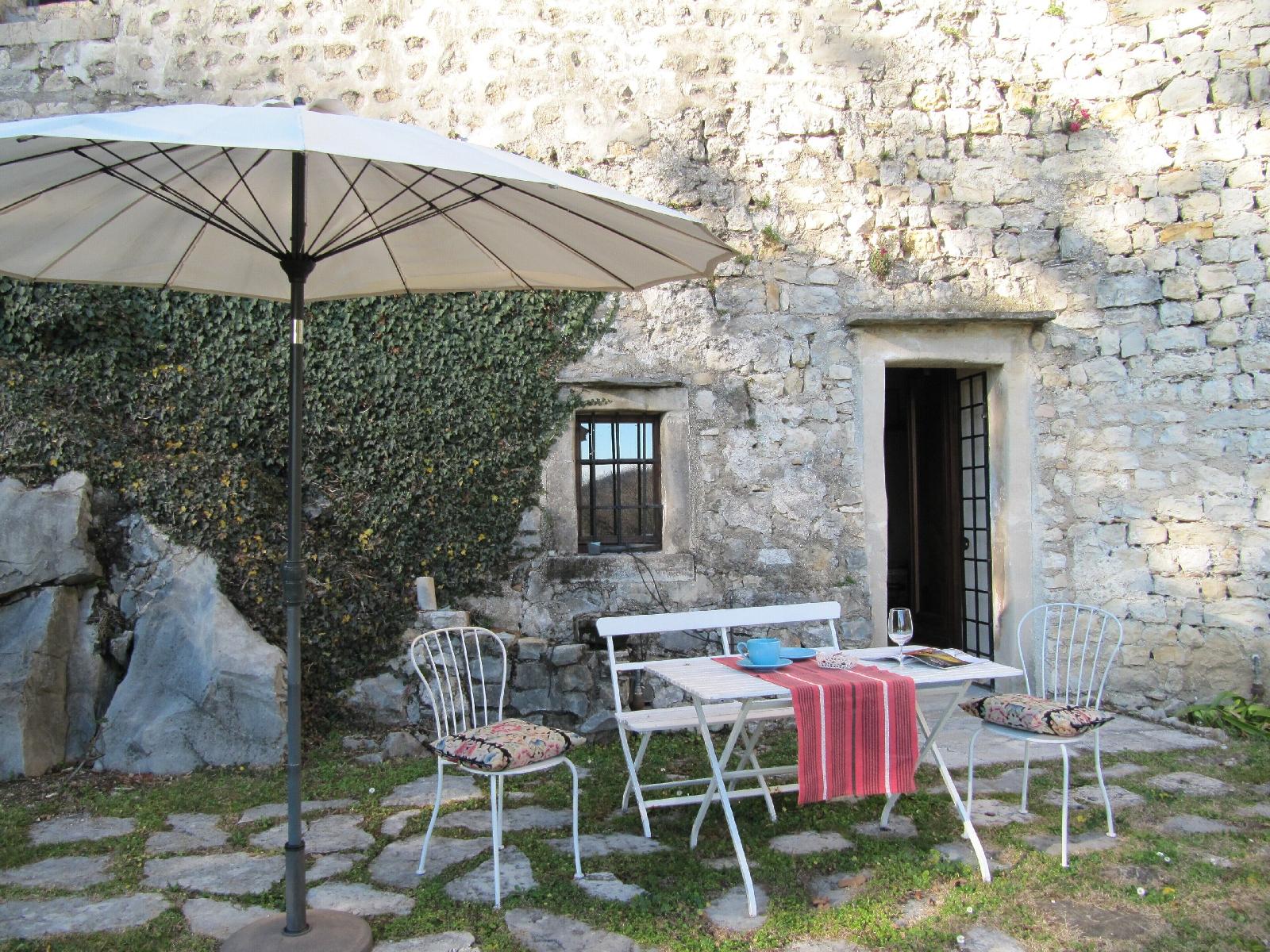 Castrum Di Serravalle