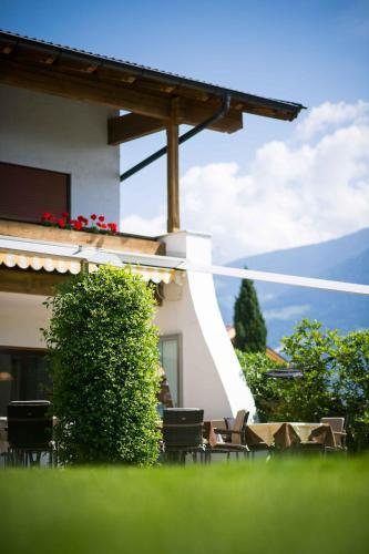 Hotel Paradies