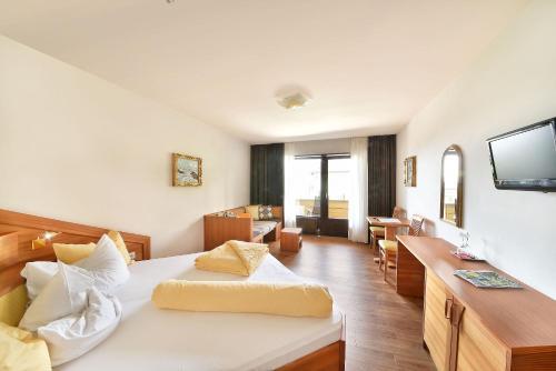 Hotel Paradies