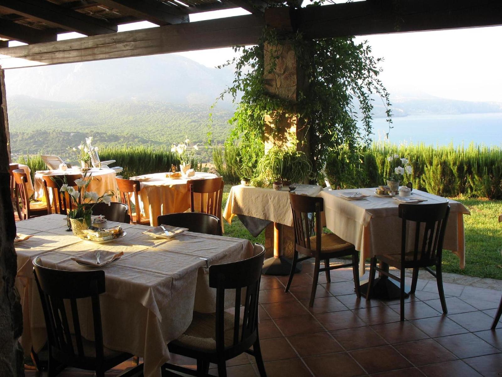 Hotel Sardus Pater