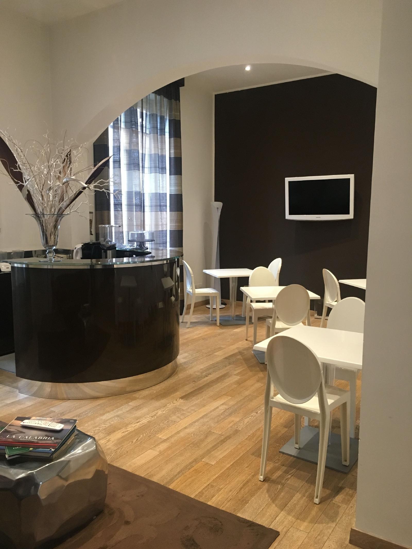 Suite 70