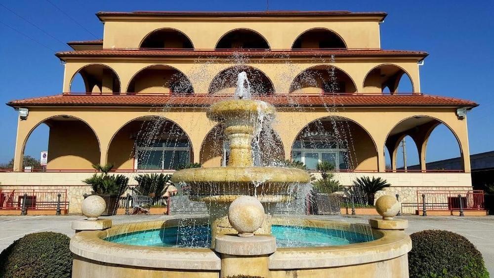 Hotel Ristorante Re Di Cuori