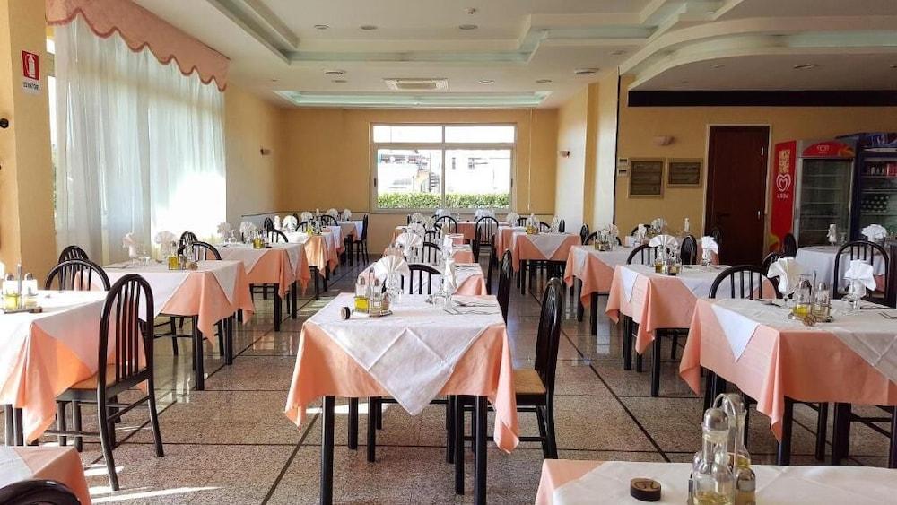 Hotel Ristorante Re Di Cuori